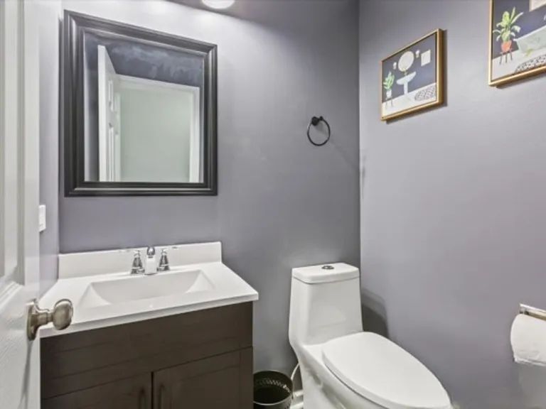 N Lakeview Dr — Photo 15