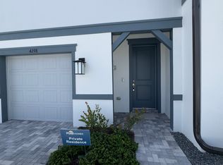 4298 Efendi Dr, Lantana, FL 33462