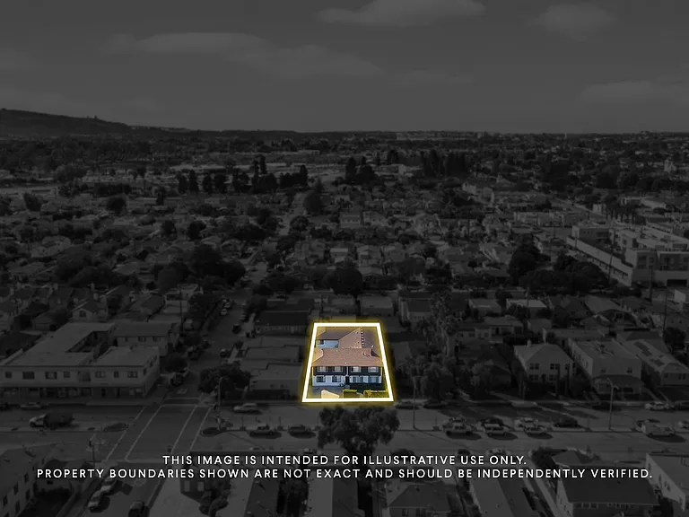 1751 Cabrillo Ave — Photo 4