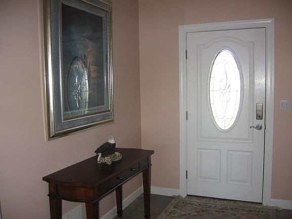 3rd image of 52 Rosewood Dr