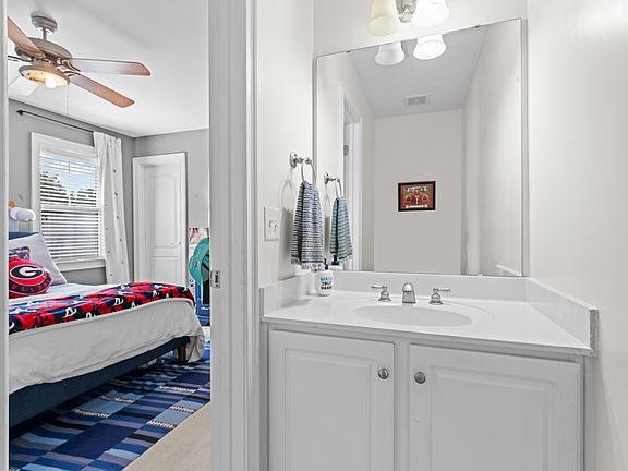 3rd image of 100 Cutler Way