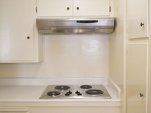 4th image of 4655 Lamont St APT 303