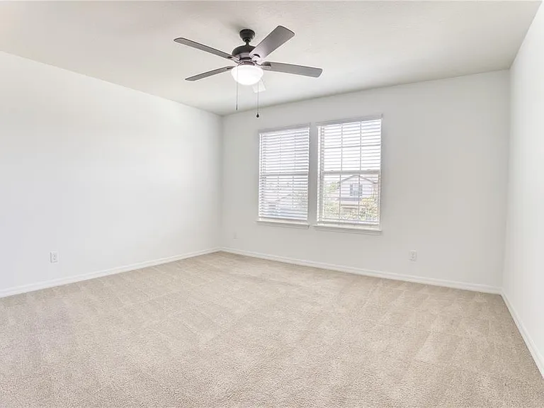 5270 Brydon Woods Cir — Photo 26