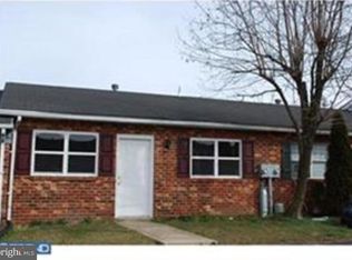 604 Green Tree Ln, Bear, DE 19701