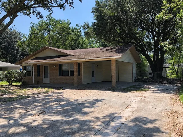 4 bed, 2.5 bath, 1492 sqft, $1,350 — Photo 2