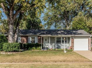 1135 5th Plz, Florissant, MO