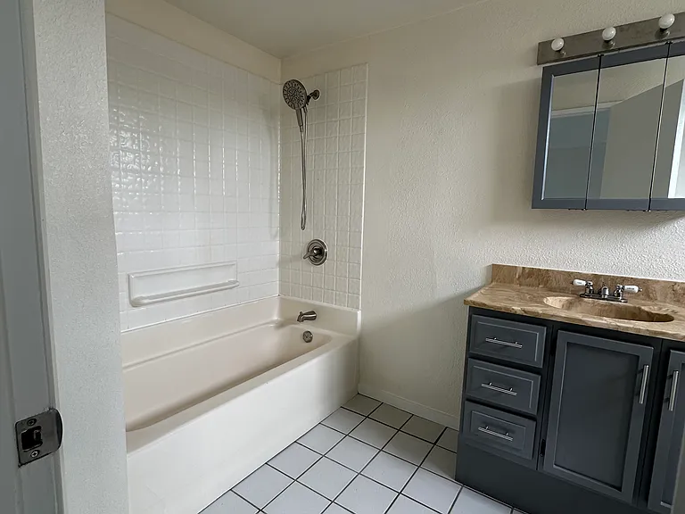 12161 Magnolia St #D — Photo 14