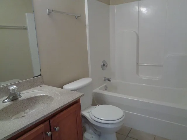 308 Schoolhouse Ct — Photo 12