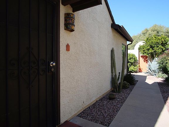 5th image of 7510 E Beach Dr