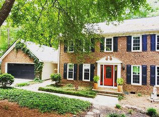 6117 Gainsborough Dr, Raleigh, NC 27612