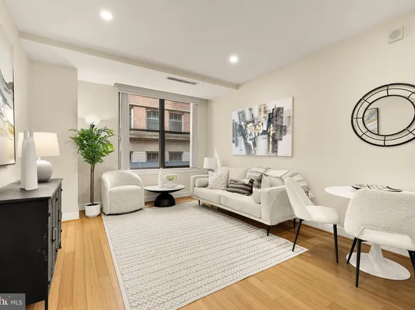2425 L St NW APT 234, Washington, DC 20036