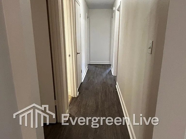 44 Callan Ct — Photo 9