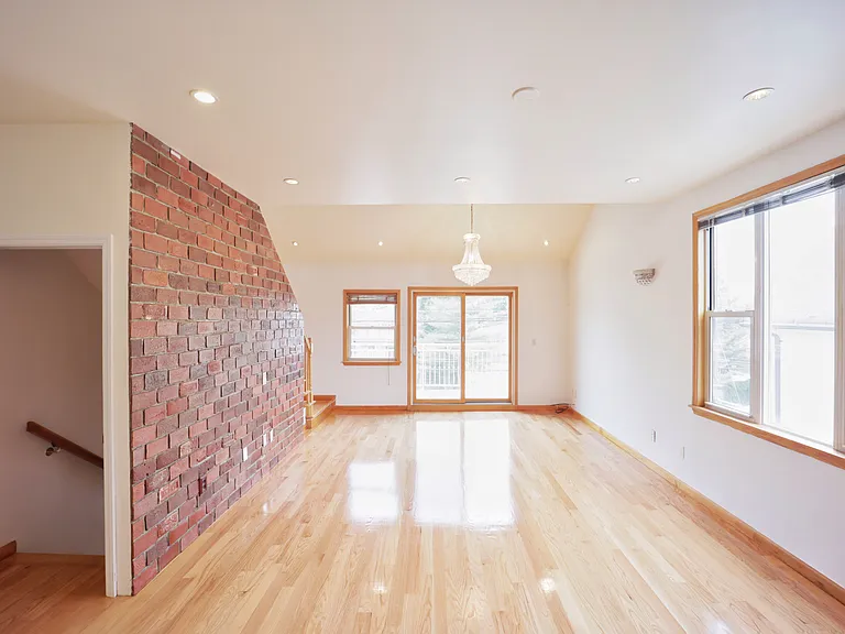 34 Fingerboard Rd #2 — Photo 7