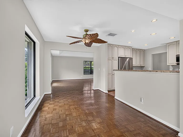 11354 Briarwood Pl — Photo 13