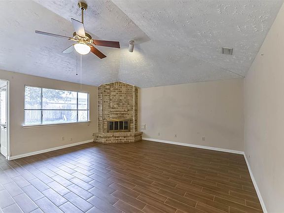 3rd image of 22123 Eagle Meadow Dr