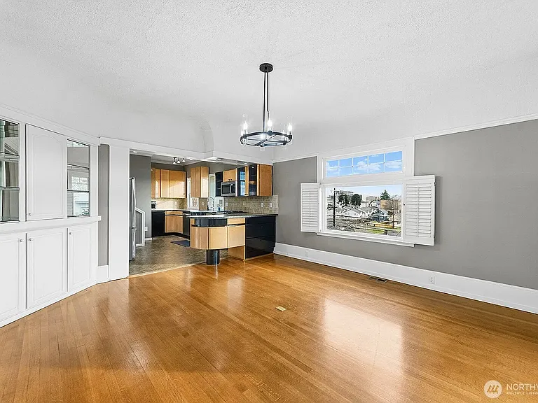 3231 Grand Ave #A — Photo 8