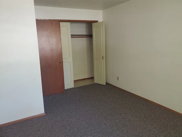 12840 W Hampton Ave — Photo 9