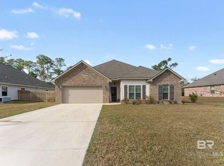 470 Shepard St, Gulf Shores, AL 36542