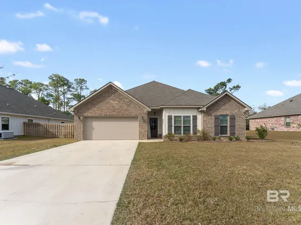 470 Shepard St, Gulf Shores, AL 36542