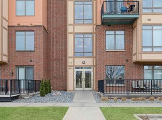 1070 Grandview Ct NE APT 308, Columbia Heights, MN 55421