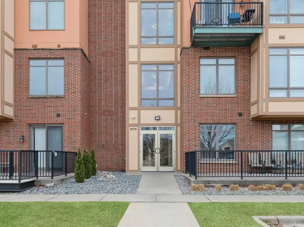 1070 Grandview Ct NE APT 308, Columbia Heights, MN 55421