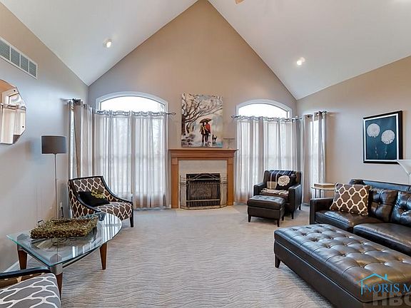5th image of 640 Meadowview Dr
