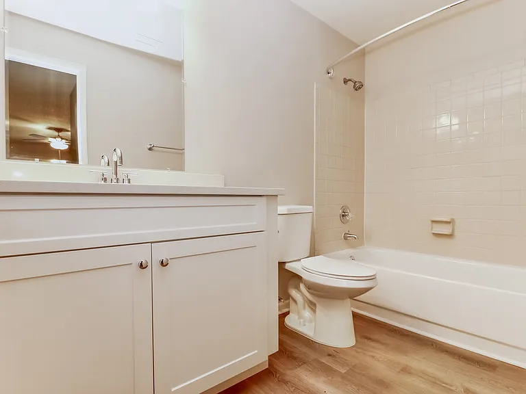1828 Craven Dr — Photo 10