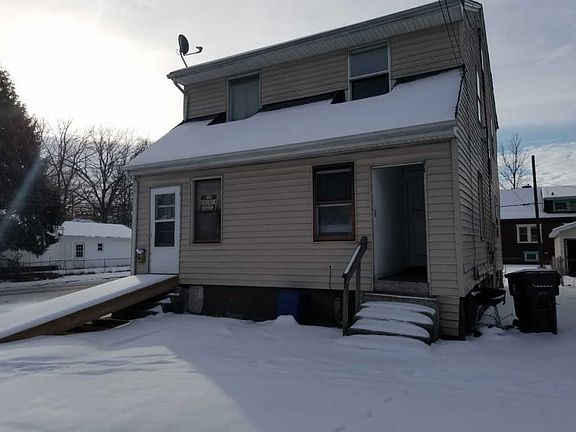 3rd image of 218 E Thrush Ave