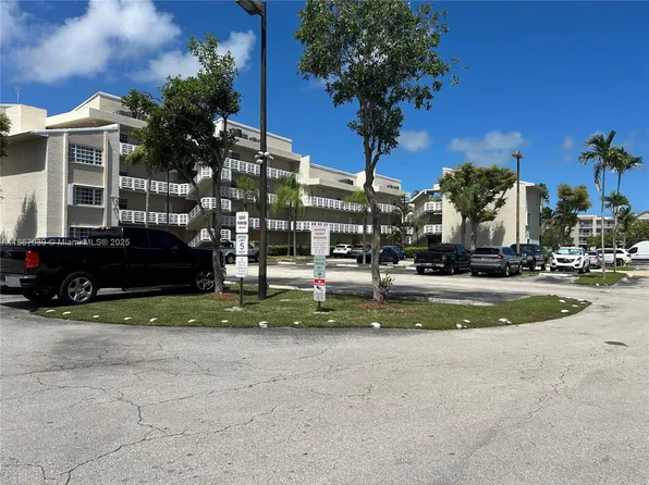 21133 SW 85th Ave APT 108, Cutler Bay, FL 33189