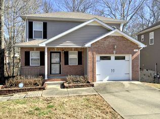 303 David Dr, Clarksville, TN 37040