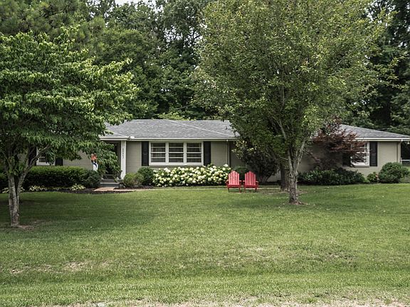 Absolutely charming ranch!