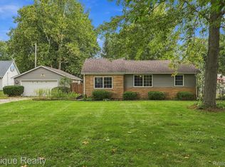 3652 Norman Rd, Fort Gratiot, MI 48059
