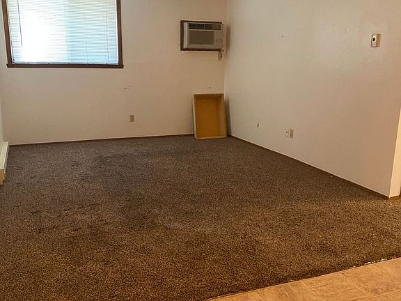 5th image of 2626 Pacific Dr S #103