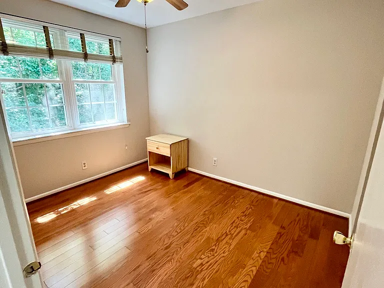 2844 S Wakefield St #C — Photo 4