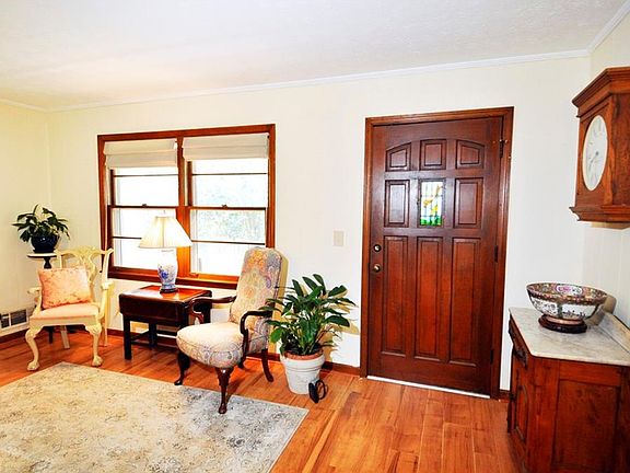 5th image of 4720 Ginson Dr