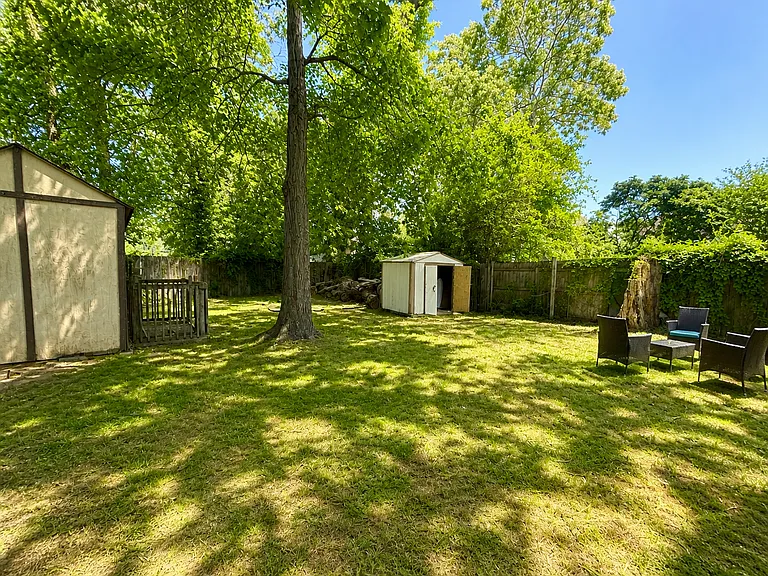 1336 Modoc Ave — Photo 8