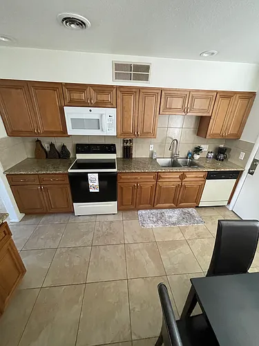 1233 E Halcyon Rd #5 Photo 1