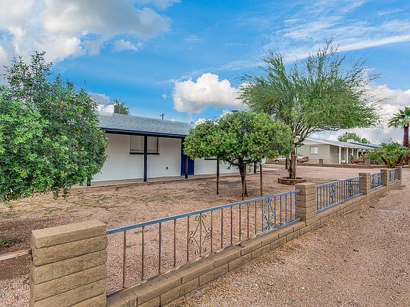 2nd image of 620 S Palo Verde Dr