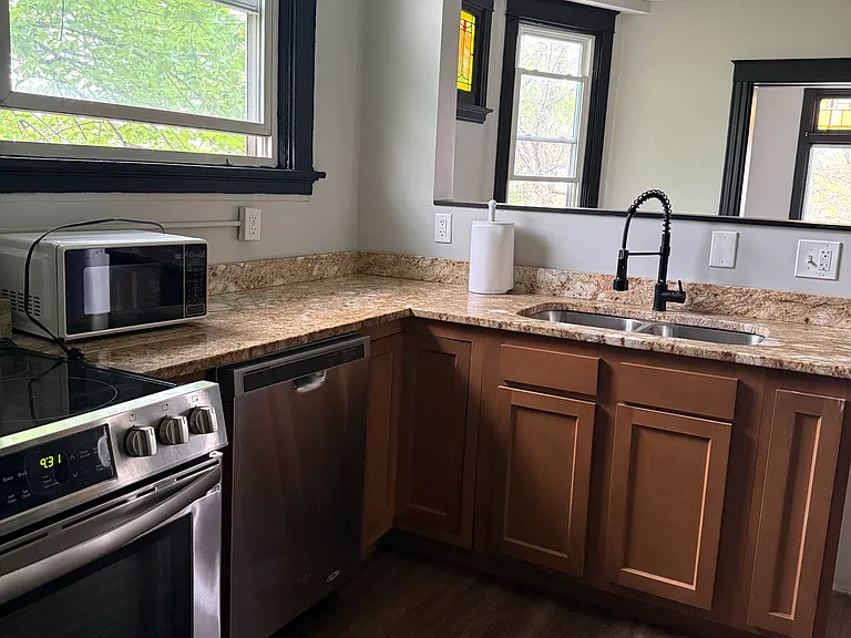 3112 Hackberry St #2 — Photo 5
