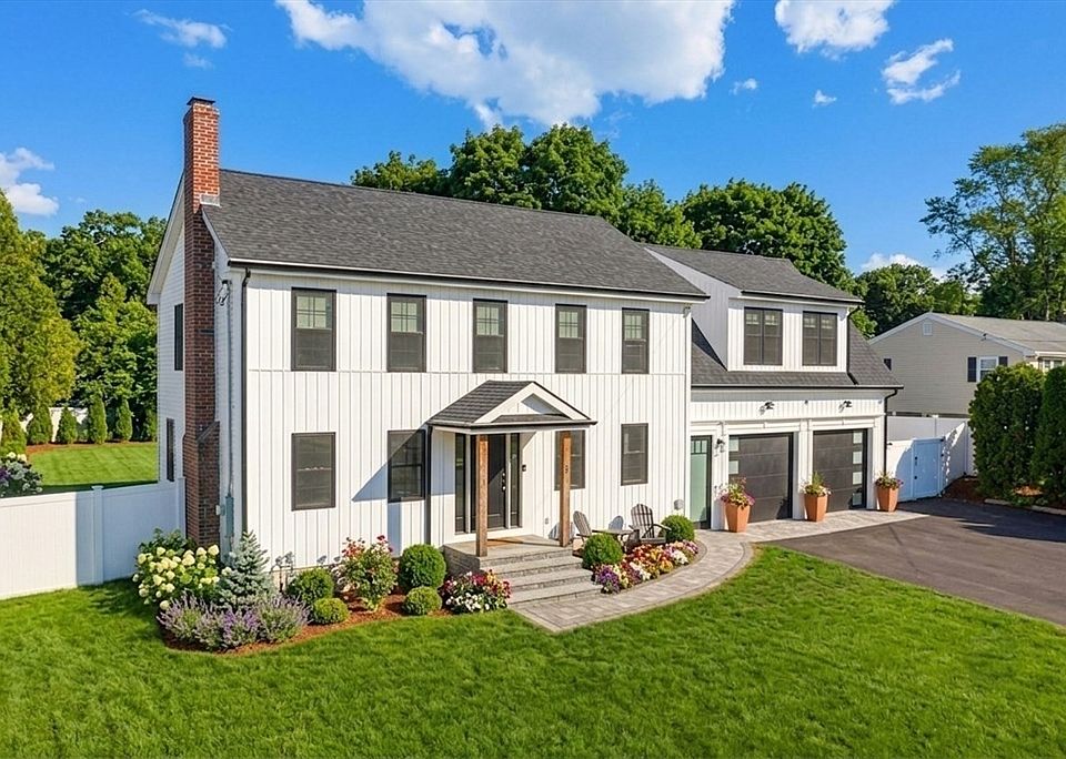 1st image of 8 Vassar Dr