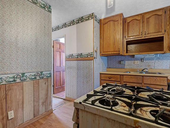 4th image of 3122 Weirton Dr