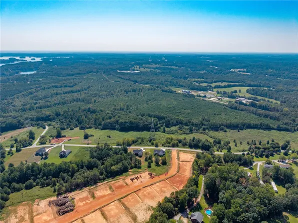 LOT 33 34 35 36 39 41 Hidden Falls Dr, West Union, SC 29696