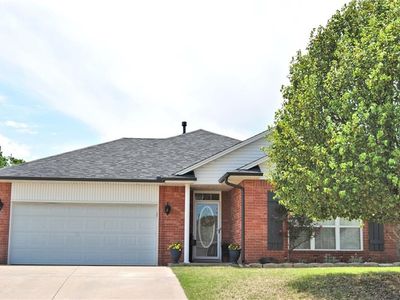 2225 Gray Dove Dr, Shawnee, OK, 74804