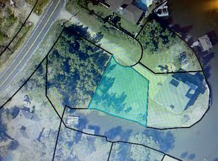 Soundside Dr, Gulf breeze, FL 32563