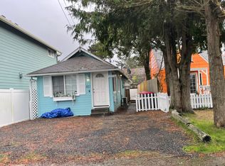 811 S Columbia St, Seaside, OR