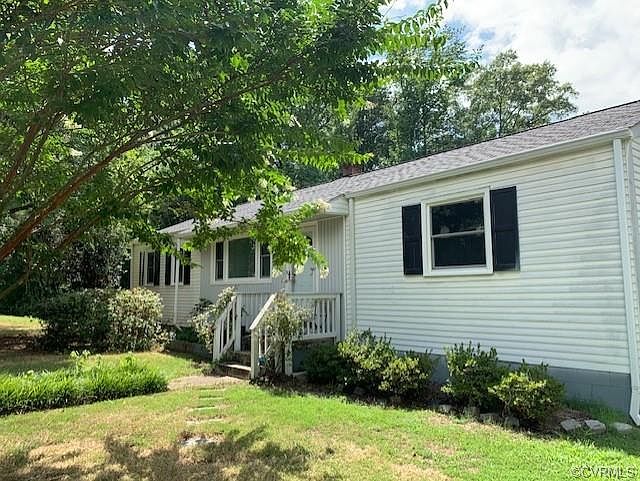 1st image of 610 Holdcroft Dr