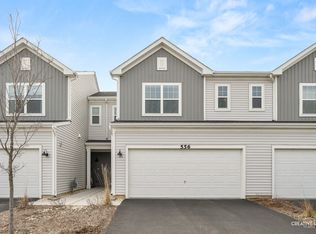 556 Comstock Rd, South Elgin, IL