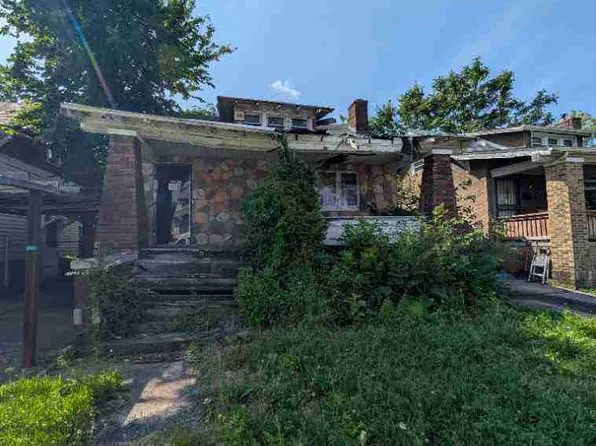 3289 Glynn Ct, Detroit, MI 48206