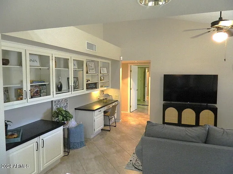 13931 W Oak Glen Dr — Photo 9