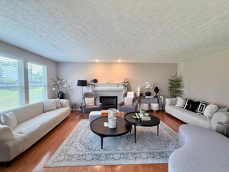 14010 Avalon East Dr — Photo 24